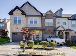 1490 Channing Dr, Thompsons Station, TN 37179