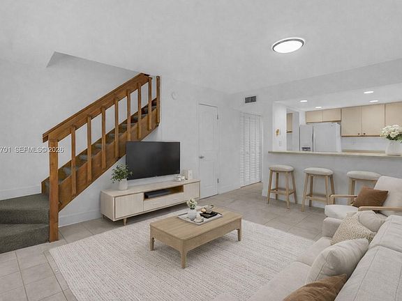 3rd image of 3599 SW 17th St #3599