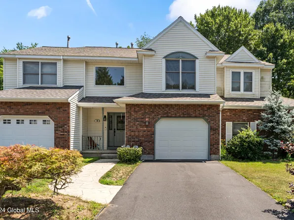 18 Woodside Drive, Clifton Park, NY 12065