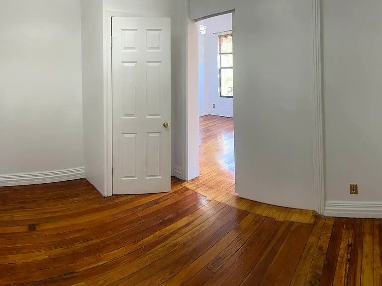 102 Kingston Ave #2A — Photo 4