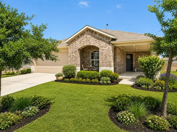102 Harlan Dr, Hutto, TX 78634