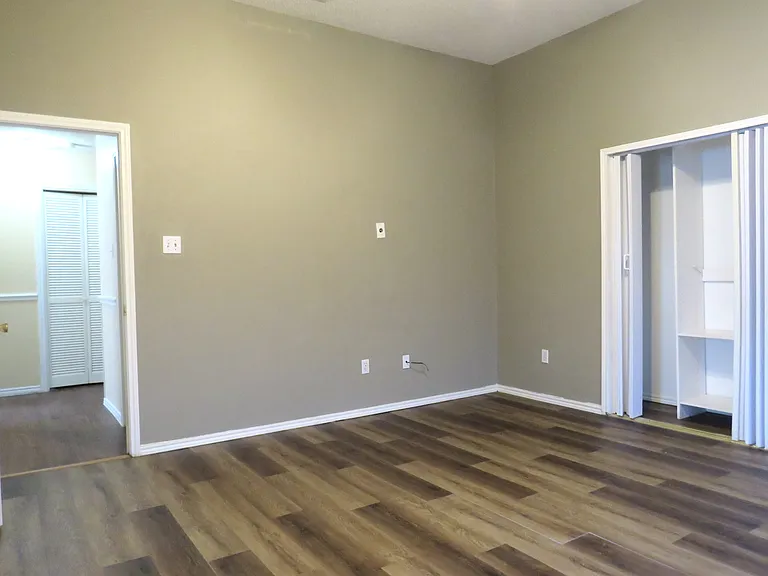 6034 Maple Leaf Dr — Photo 12