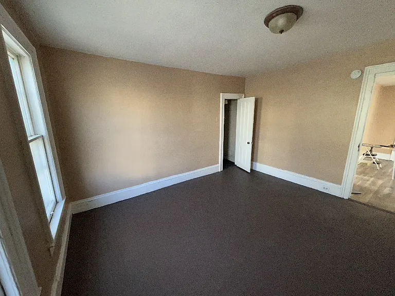 908 Hawley Ave #1 — Photo 6