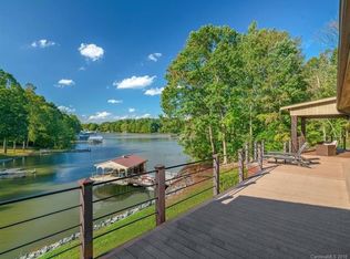 122 McNaron Ln, Mooresville, NC 28117