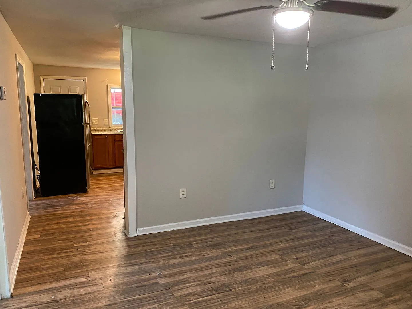Available to Show — Photo 3