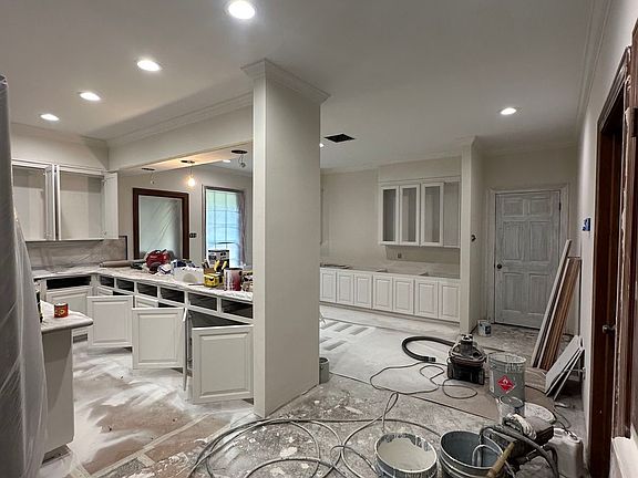 3rd image of 3644 Oak Shores Dr