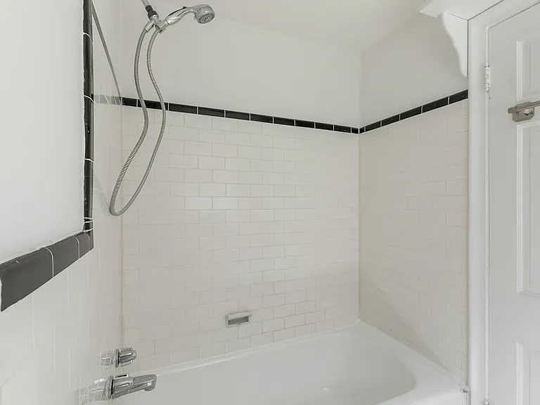 4007 Cutshaw Ave #A — Photo 11