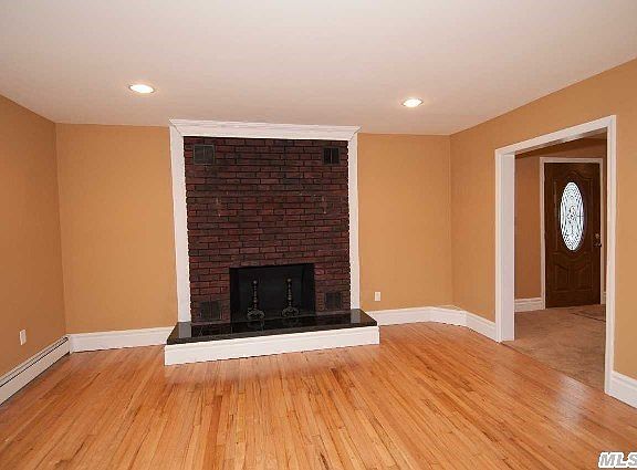 4th image of 47 Ronkonkoma Blvd