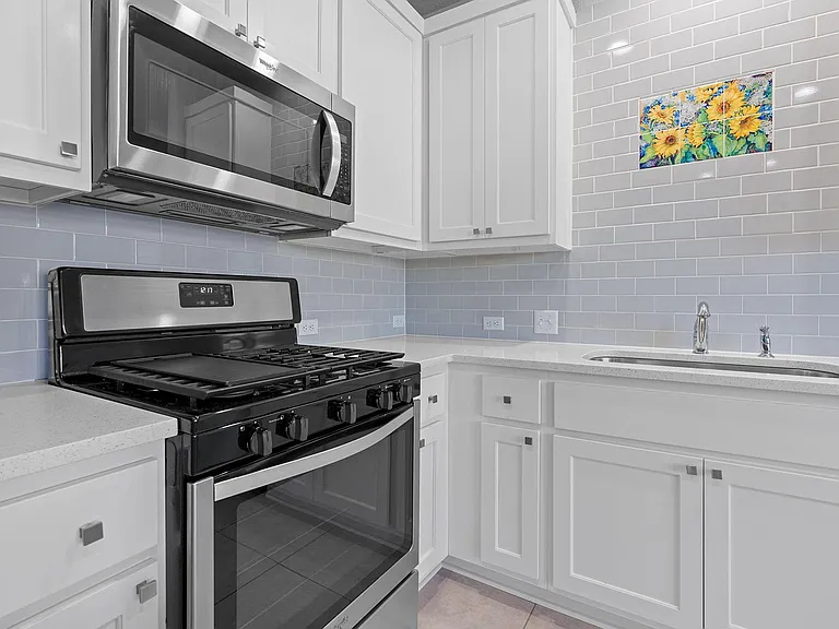 1828 Arendale Dr — Photo 6