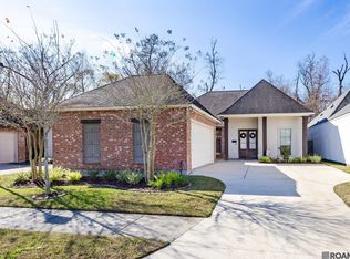 8274 Seville Ct, Baton Rouge, LA 70820