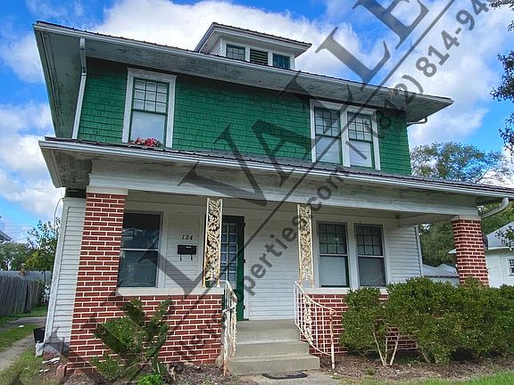 2nd image of 124 N Fruitridge Ave