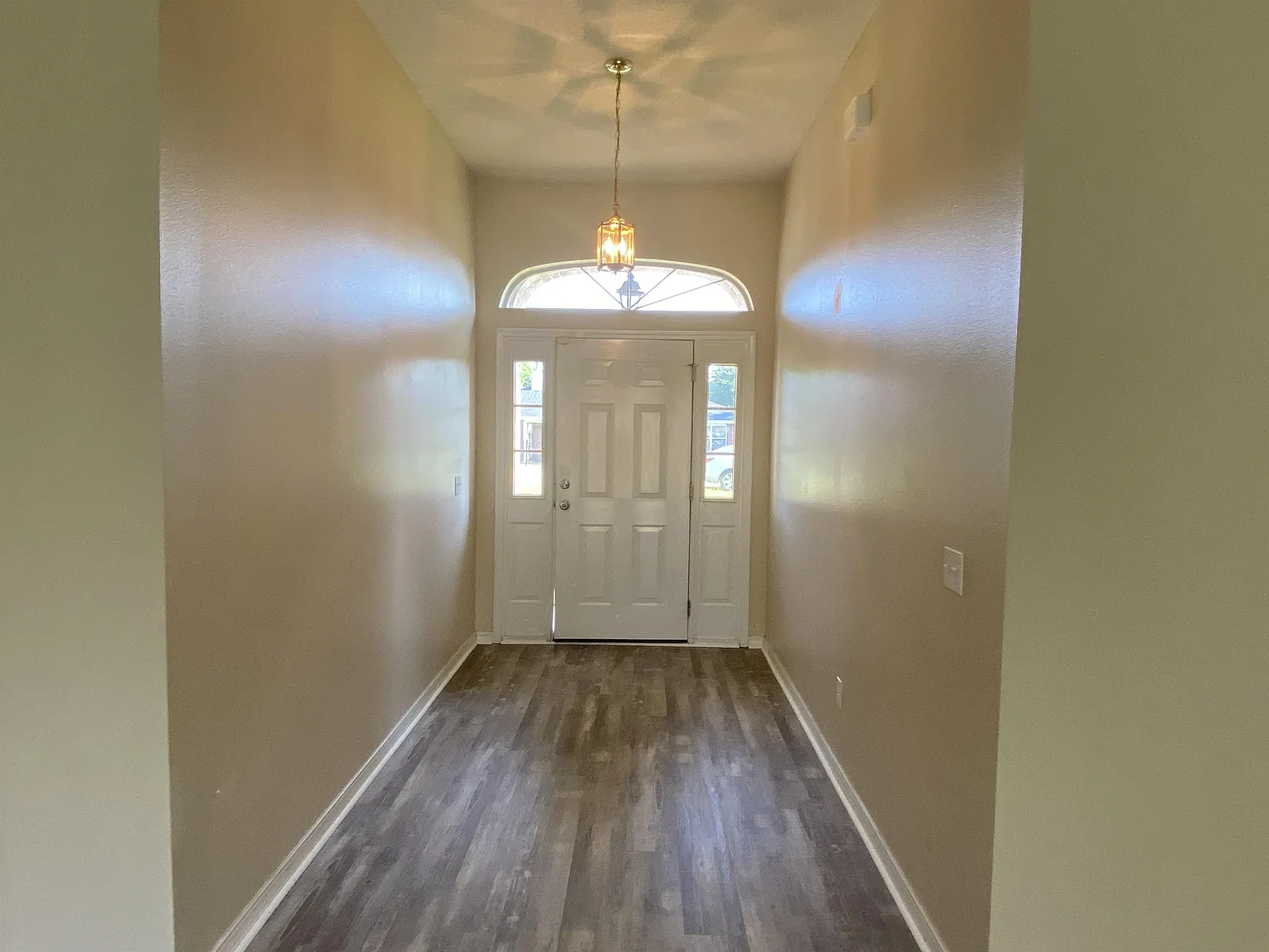353 Peggy Drive - 1 — Photo 3