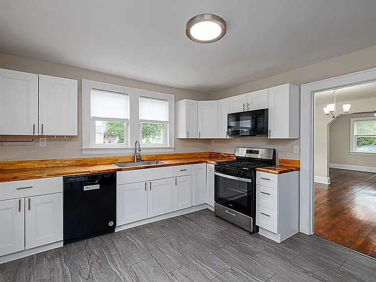 221 Cherry St #1 — Photo 13