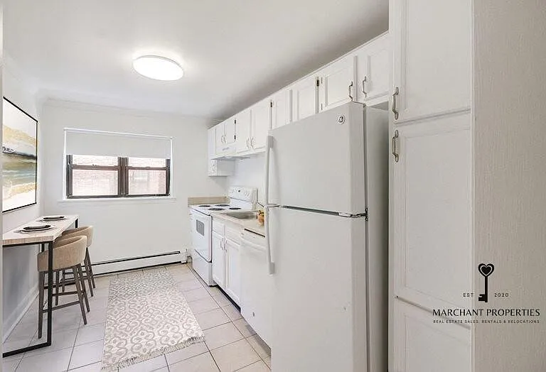 49 Harvard Ave #4 — Photo 2