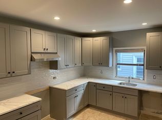 209 Renner Ave, Newark, NJ 07112