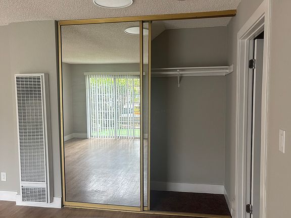 4th image of 1644 W 257th St #6