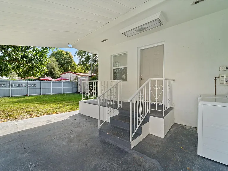 255 Beacom Blvd #DOWNSTAIRS — Photo 14