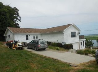 1630 468th Ave, Clinton, IA 52732