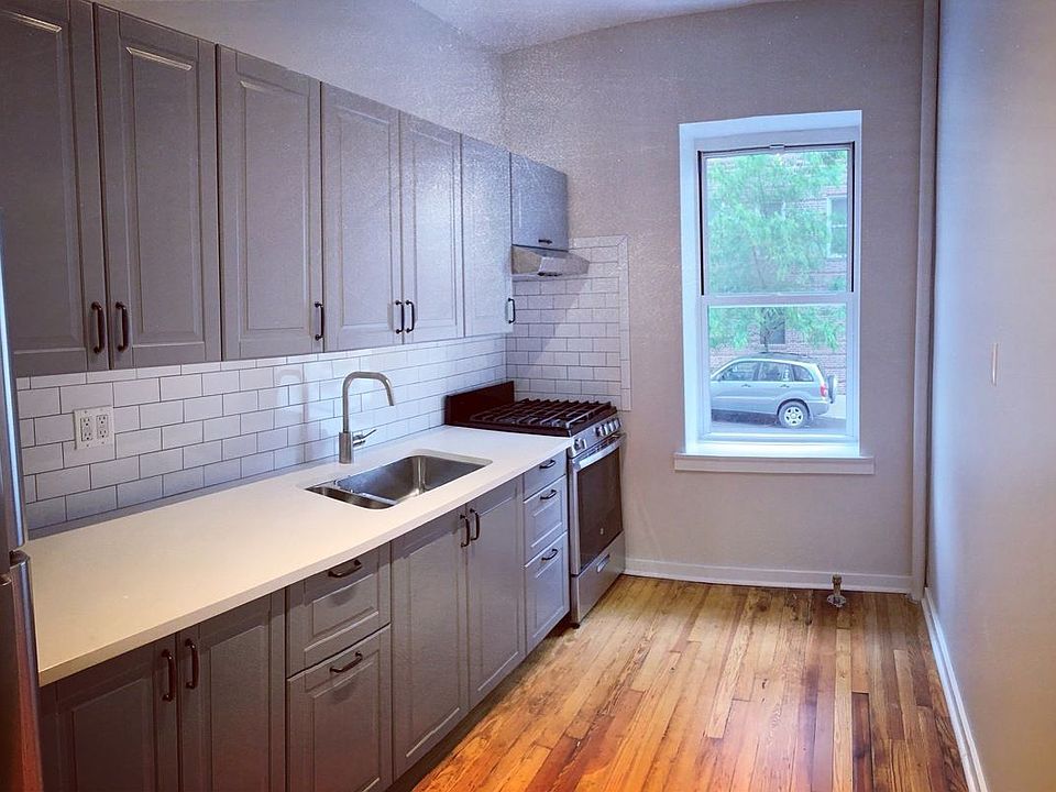 1st image of 5929 Queens Blvd APT 1C