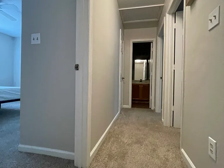804 N Woodward Ave — Photo 19