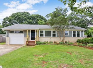 410 Willow Springs Dr, Greenville, SC 29607