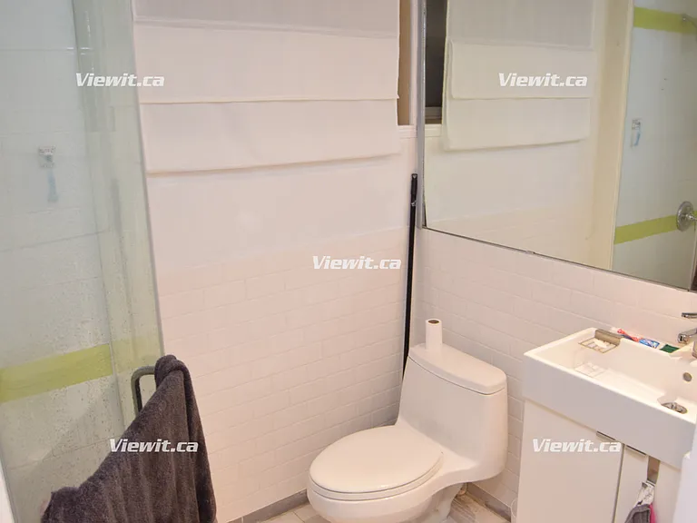 465 Grace St — Photo 9