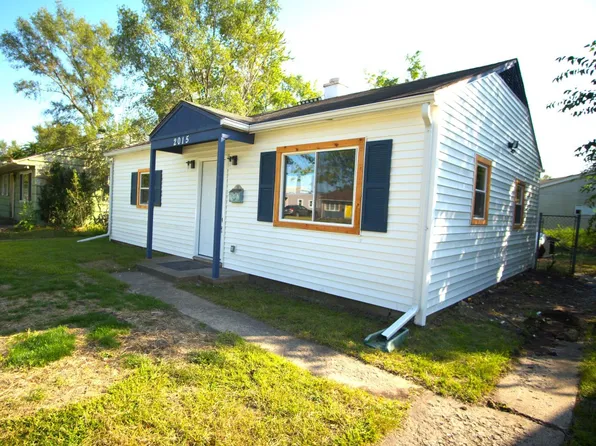 2015 E Central Dr, Gary, IN 46407