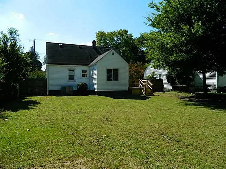 534 Meads Rd — Photo 15