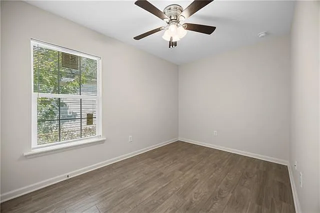 2443 N Miro St — Photo 6