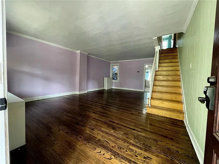 333 E Landis St — Photo 3