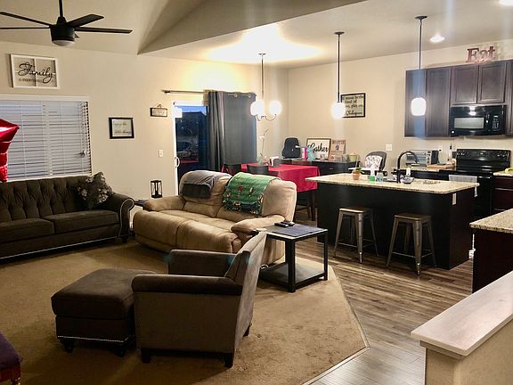 5th image of 1733 Sunset Cir