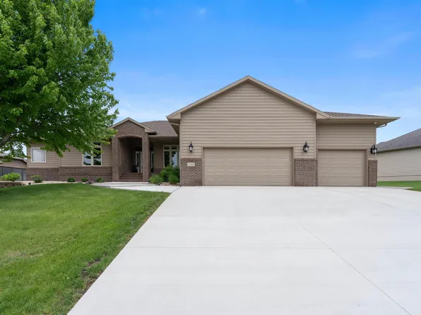5604 S Josh Wyatt Dr, Sioux Falls, SD 57108
