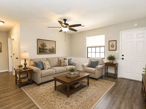 4th image of 1418 Baggett Rd #1438