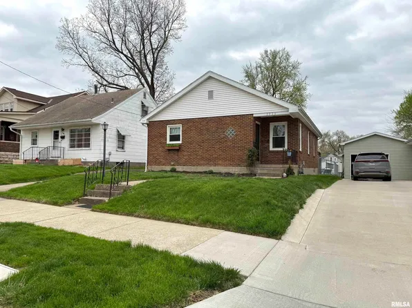 2026 Lind St, Quincy, IL 62301