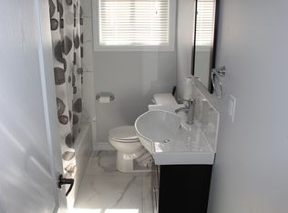 355 W 5th St, Hamilton, ON L9C3P5