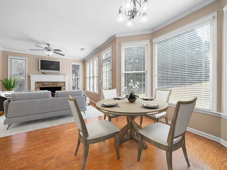 130 Candler Ct — Photo 16
