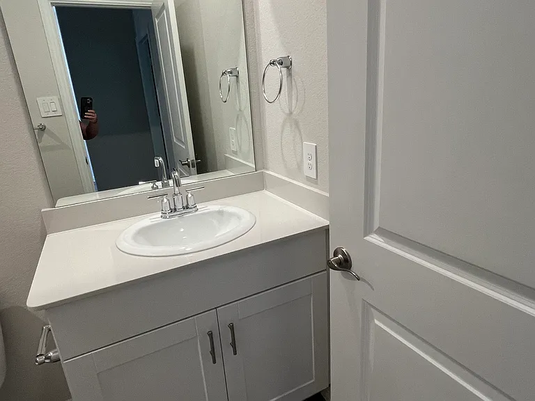 4005 Turpin Dr — Photo 25