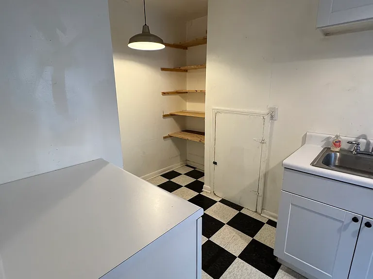 893 Greenwood Ave NE #8 — Photo 5