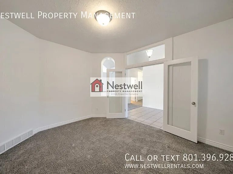 481 E Lana Ct — Photo 23