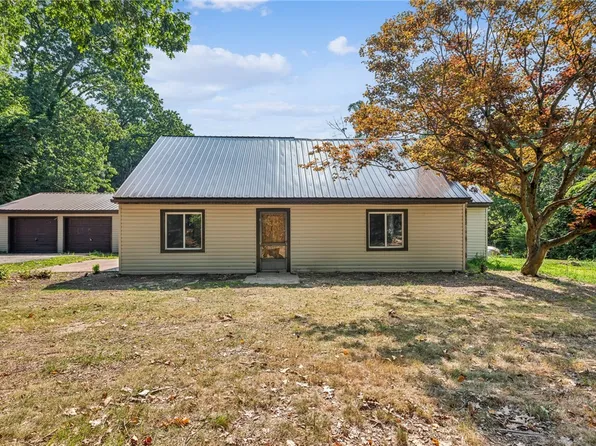 4531 Ridgeview Dr, Greensburg, PA 15601