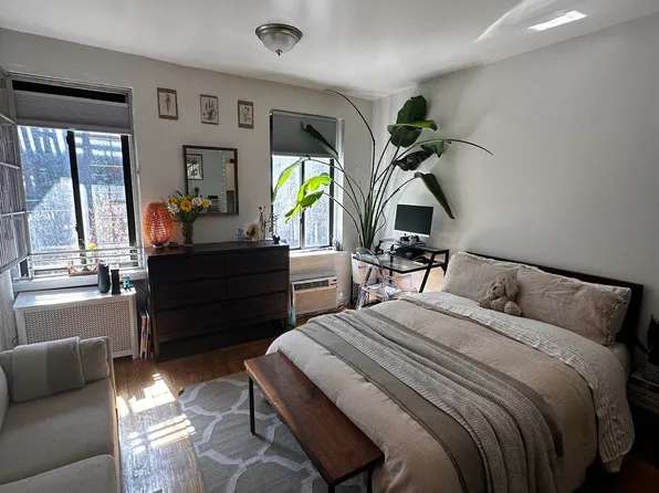 345 East 9th Street image 2 of 2