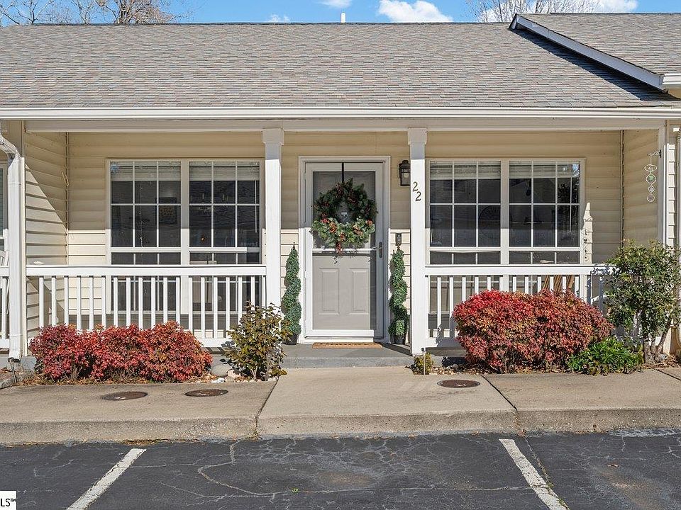 1st image of 22 Bear Grass Ct