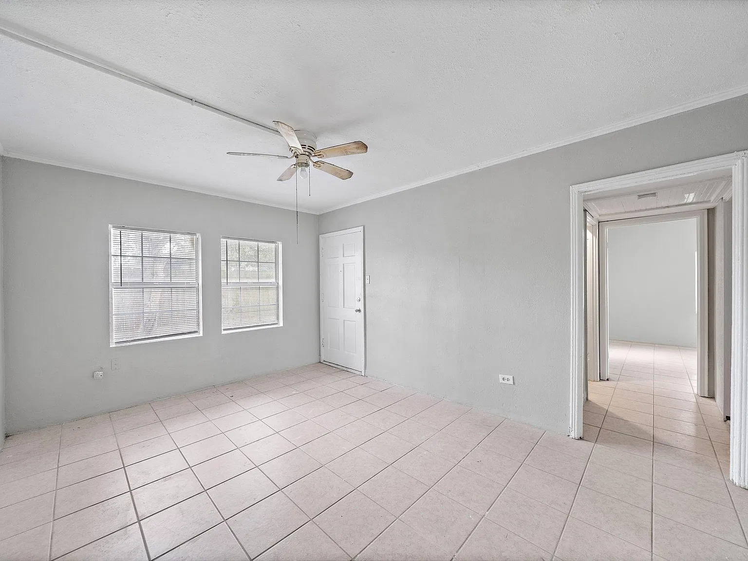 1 bed, 1.0 bath, 500 sqft, $750 — Photo 4