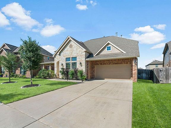 3rd image of 19235 Stanton Lake Dr