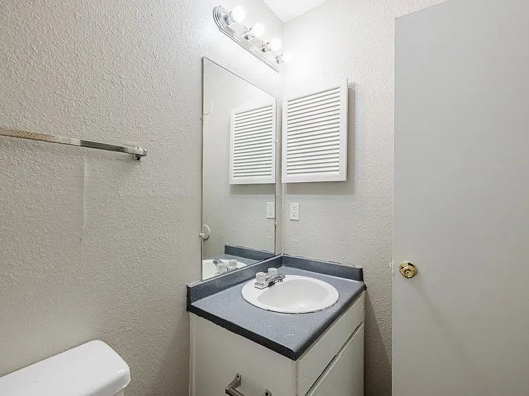Manchester Ridge | Modern Living in the Heart of College Park — Photo 20