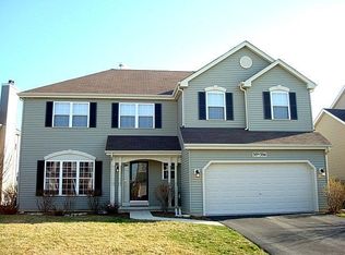 39W394 W Mallory Dr, Geneva, IL 60134