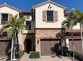 10145 Wellington Parc Dr, Wellington, FL 33449