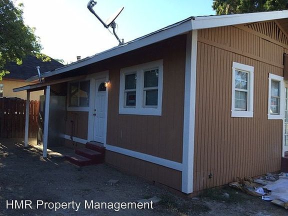 3rd image of 623 W 11th St
