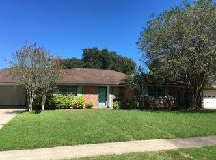 303 Elmwood Dr, Lafayette, LA 70503