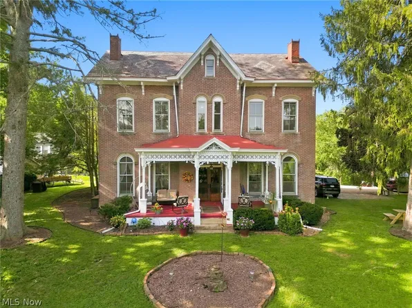 70 W School Ave, McConnelsville, OH 43756